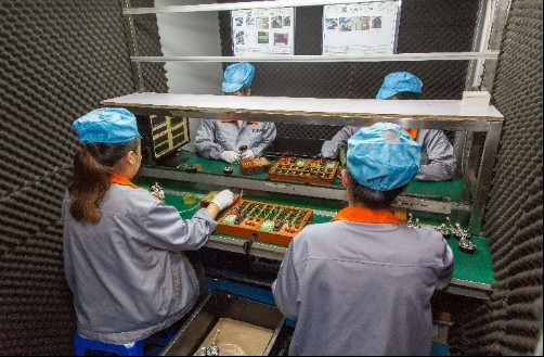 Shenzhen Xindonghui Technology Co., Ltd dây chuyền sản xuất nhà máy
